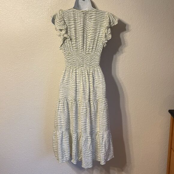 Lucy Paris Tiered V-Neck Midi Dress XS - Picture 6 of 6